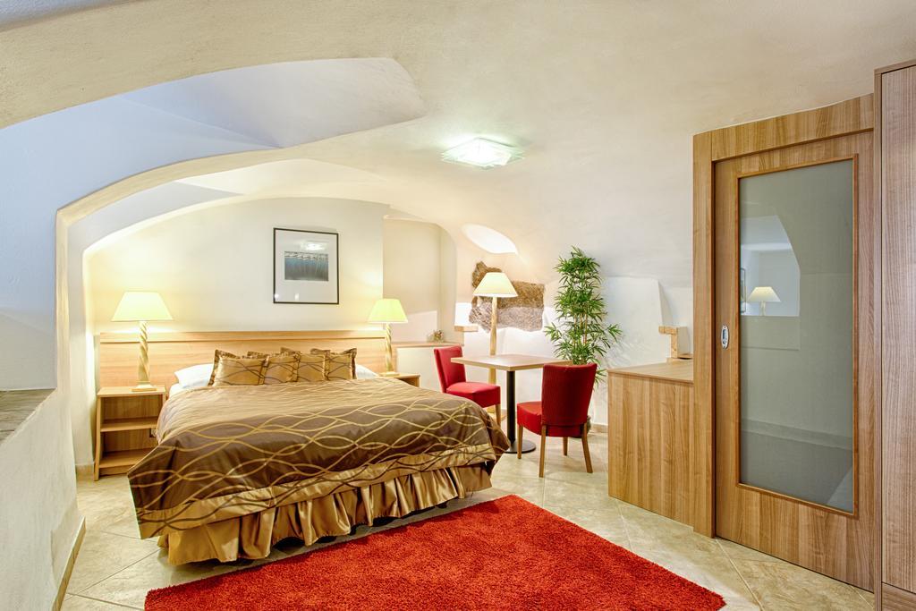 Отель Hoffmeister 5*