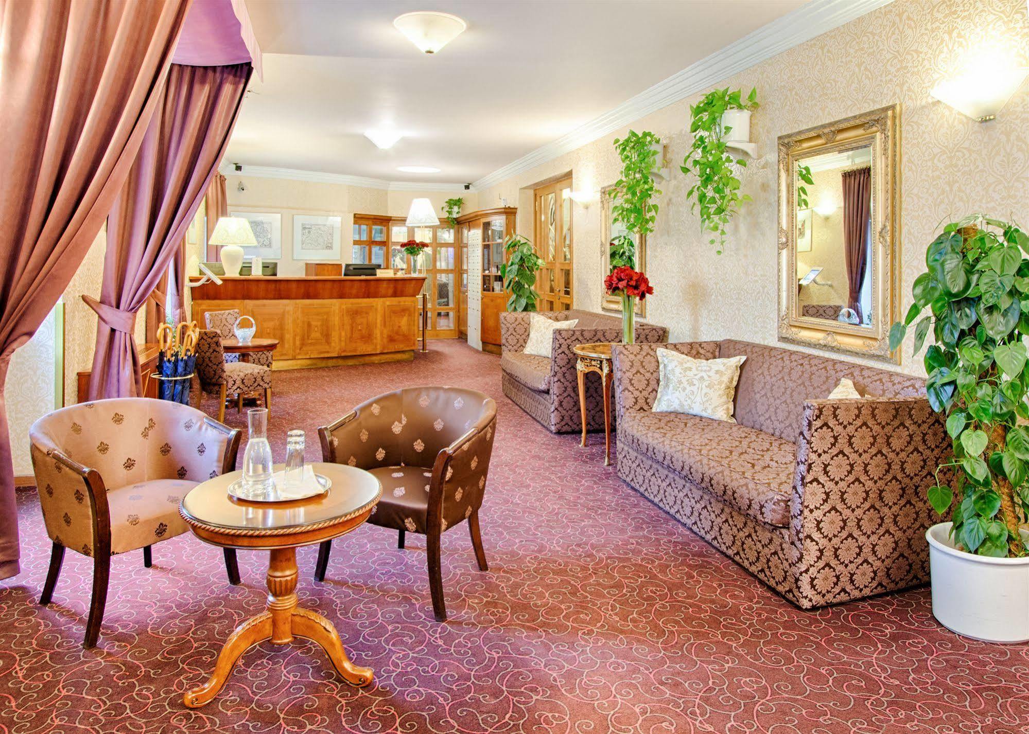 Отель Hoffmeister 5*